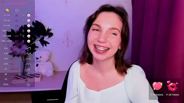 Chat XXX Live KindHazelHere_