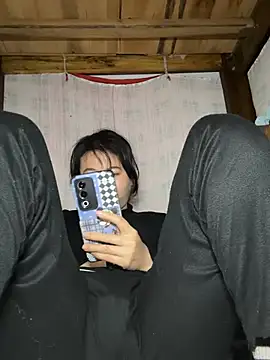 daaqnn: онлайн-секс-чат