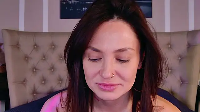 Alexa_Stain Adlı Modelin Canlı XXX Sohbeti