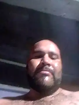 Guanatos13 Pertunjukan Webcam