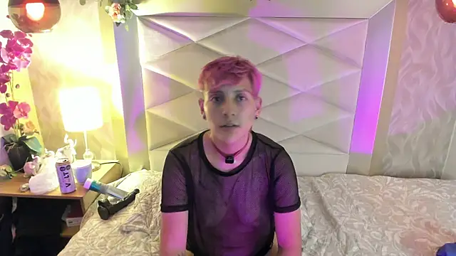 دردشة DannyRouds الجنسية المباشرة