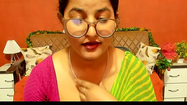 Jasmine_Jaey1のライブXXXチャット