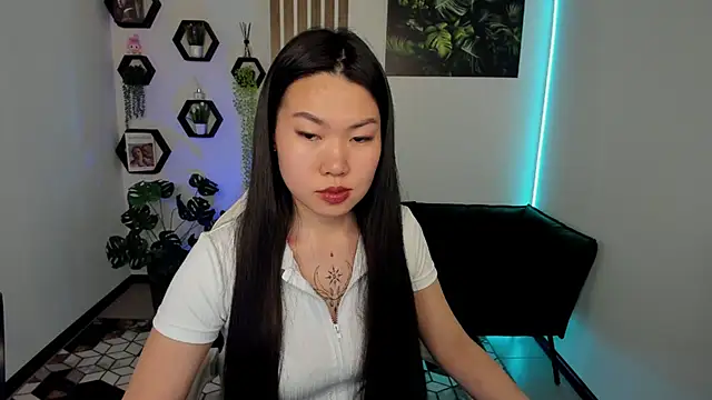 LunaPurrr Chat XXX in diretta