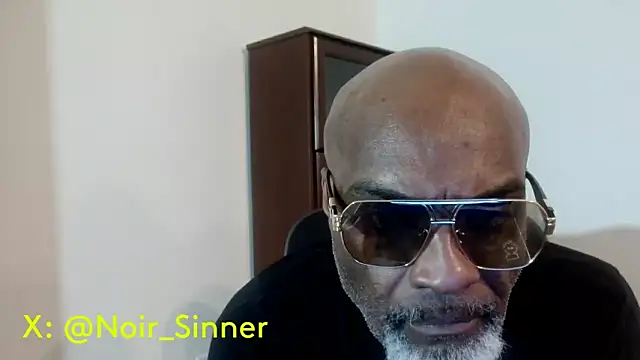 sinnernoir's Live XXX Chat
