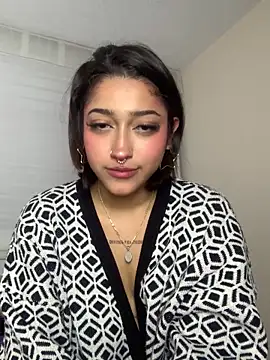 แชท XXX สดของ LilithMonette