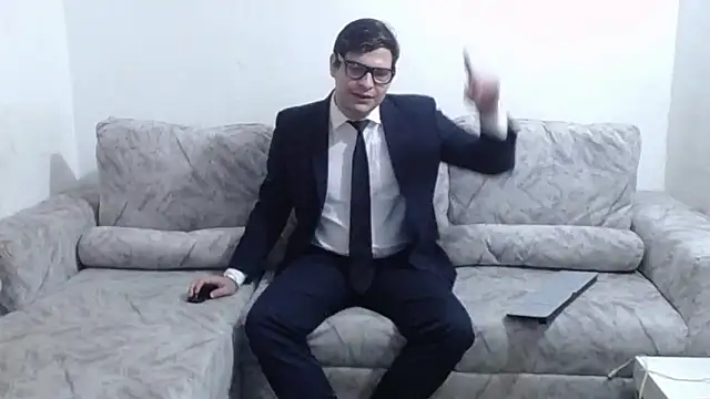 Онлайн чат XXX Victor_Maitland