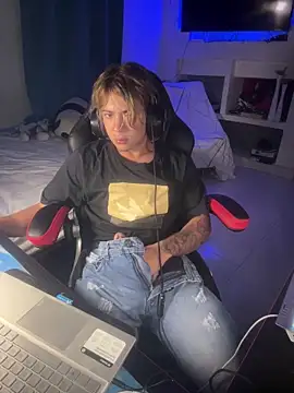 AngelLatinBoy Live XXX-chat