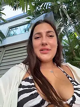 Show modela AleksandraRich na web-kameri