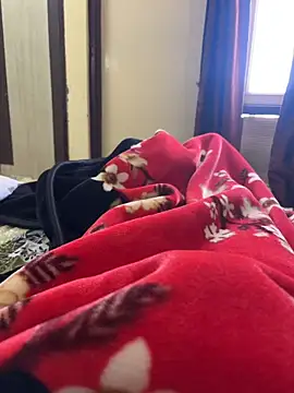 indianshycouple Chat XXX in diretta