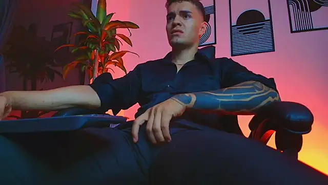 Živý XXX chat ALPHA_DOMINUS_