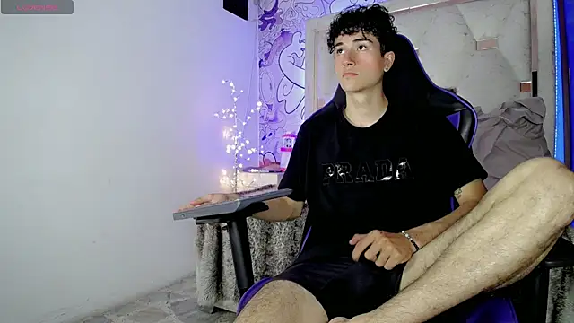 Chat +18 de johnny_cagee ao vivo