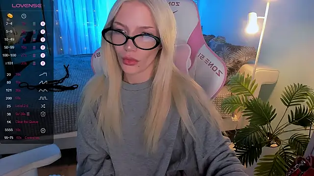 AnyaTaylor_'s Live XXX Chat