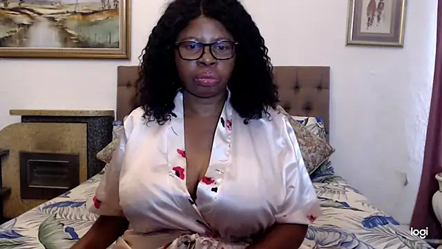 OmegaLipps' Live XXX Chat