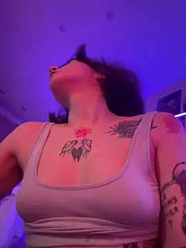 Dooubletroublee's Live XXX Chat