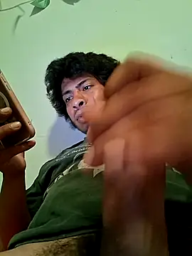 UsaGuy76 Webcam Show