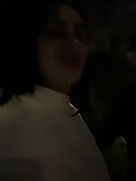 AlannaEvons' Live XXX Chat