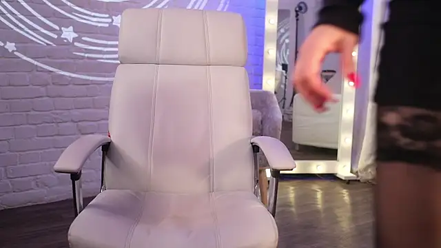 Chat +18 de Margo_Pearls ao vivo