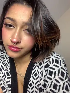 Chat +18 de LilithMonette ao vivo