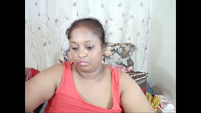 IndiantashaのライブXXXチャット