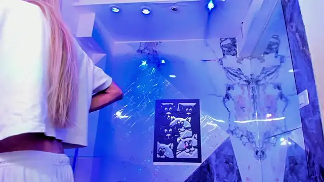 Isabella_stanford2 Show Webcam