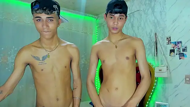 boyswantingplay Live XXX Chat