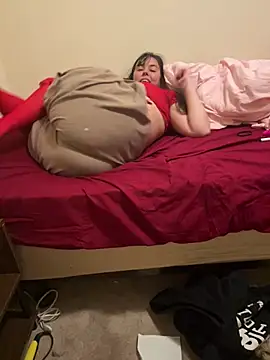 h_oney4411 Adlı Modelin Web Kamerası Şovu