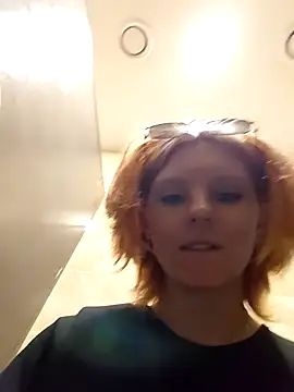 NinaParri লাইভ XXX চ্যাট