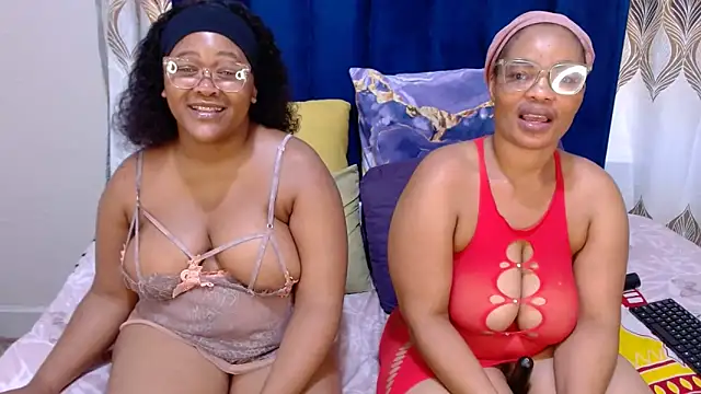 แชท XXX สดของ SweetJuicyPussy97