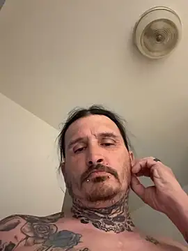 tazzfazz: διαδικτυακό σόου στην κάμερα