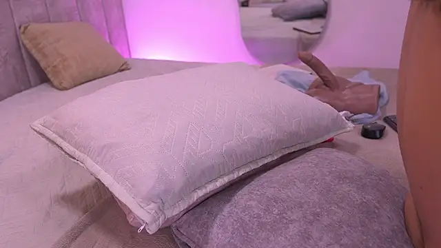 violeta_aroca: απευθείας συνομιλία ΧΧΧ