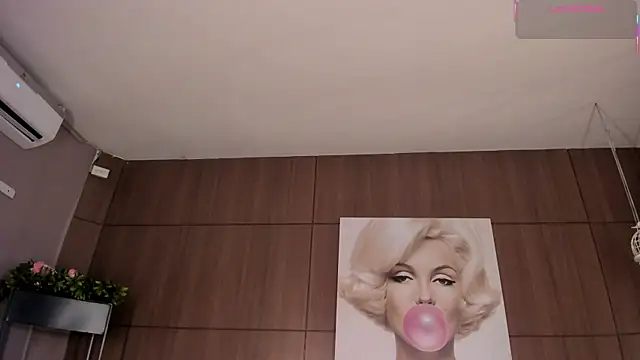 AgattaDuque's Live XXX Chat