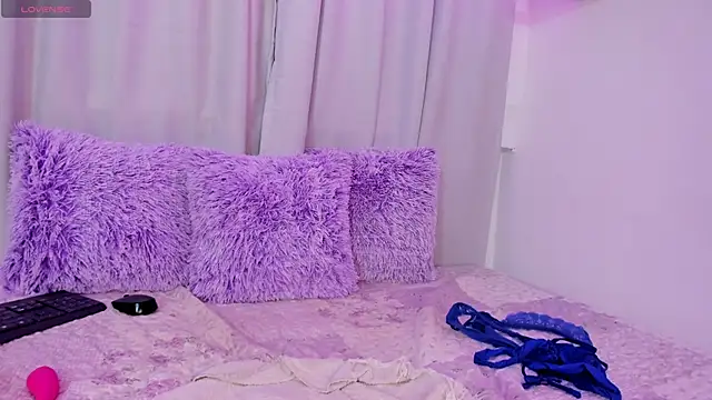 meloody7: онлайн-секс-чат