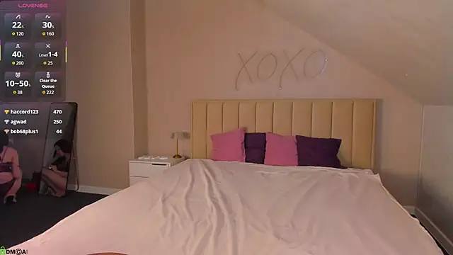 Berta_Kelly Adlı Modelin Canlı XXX Sohbeti