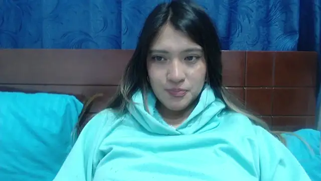 hannajonnes1 Adlı Modelin Canlı XXX Sohbeti