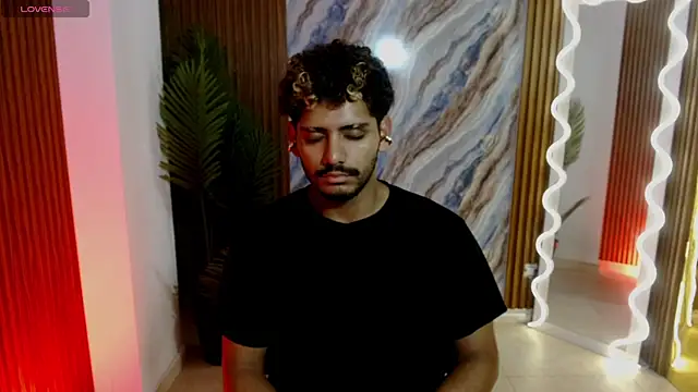 milo_tay's Webcam Show