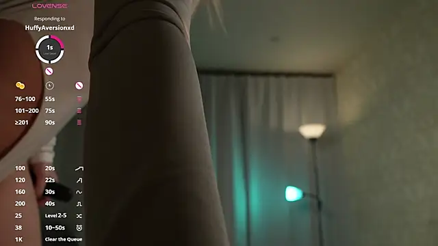 XXX chat uživo modela Good_Barbie