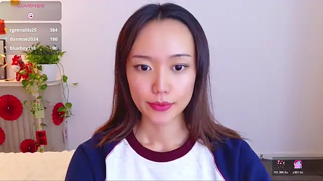 Nitamade79 Adlı Modelin Canlı XXX Sohbeti