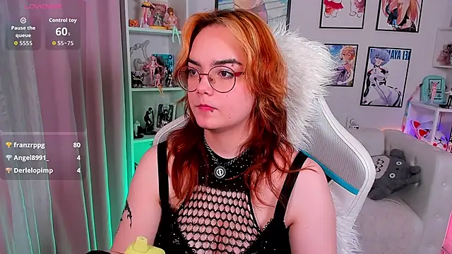 Lily__Evans Chat XXX in diretta