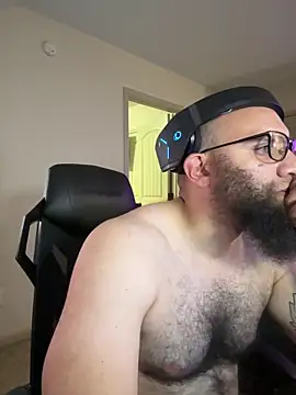 MastaWolfy élő XXX-chatje