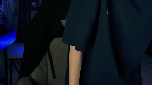 Živý XXX chat KiraMontoya