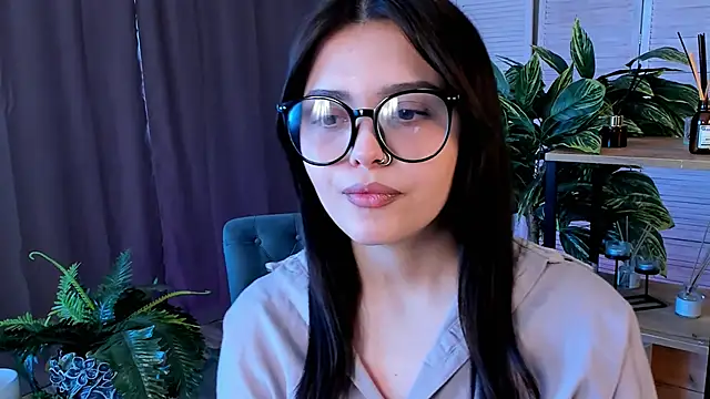 Czat XXX na żywo – MarianneAuvil