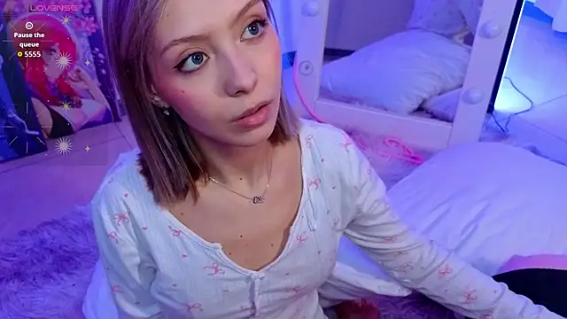 Онлайн чат XXX LumMina