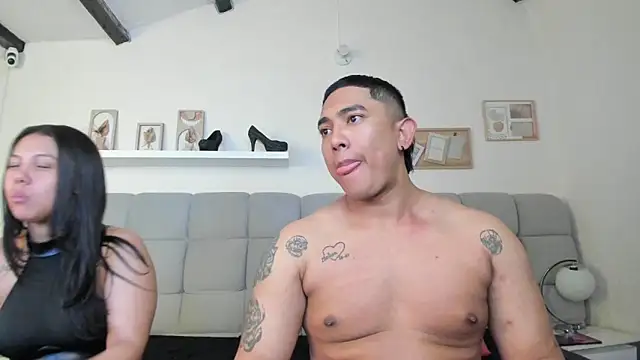 Pokazy przed kamerką – erotic_sins