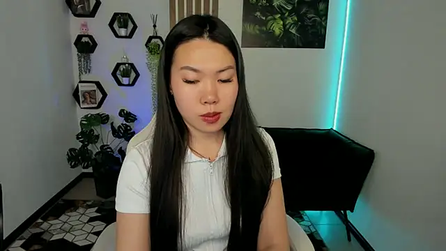 LunaPurrrのライブXXXチャット