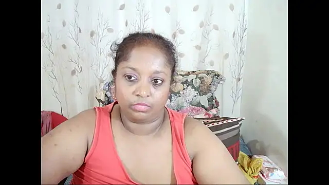 Indiantasha Chat XXX in diretta