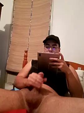 Show modela Hypeeboyy na web-kameri