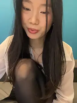 ZHJKS9988's Live XXX Chat