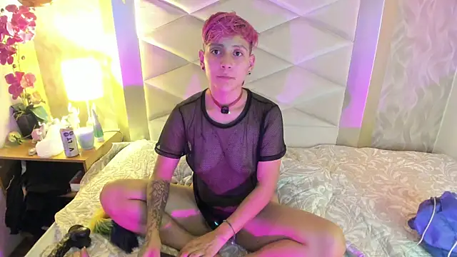 DannyRoudsのライブXXXチャット