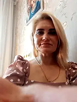 Chatroom XXX en direct de JennyOMay