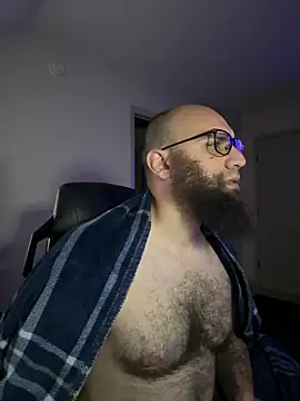 MastaWolfy's Live XXX Chat